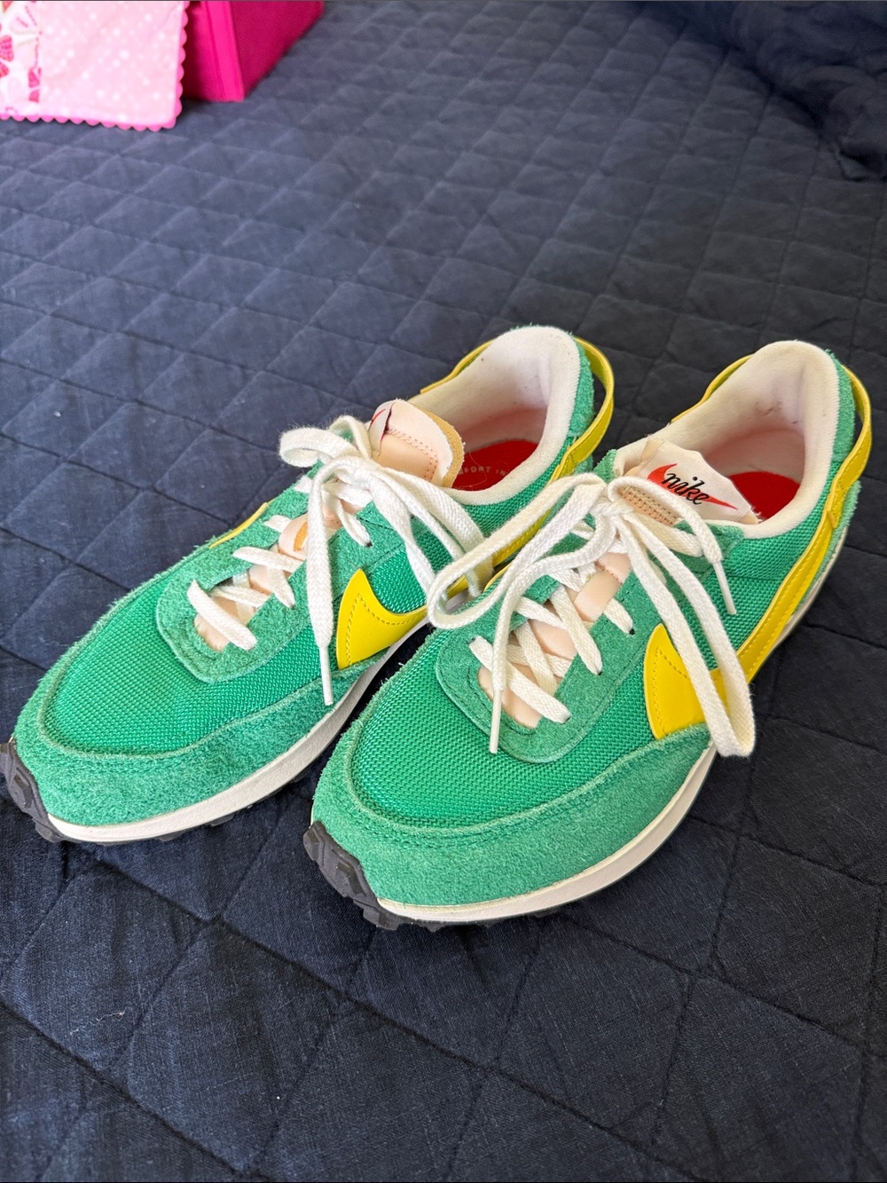 Nike Debut Vintage Waffle Green Sneakers with Yellow Swoosh